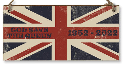 Handmade Wooden Hanging Wall Plaque Celebrate 70 Years Queen's Platinum Jubilee 2022 God Save The Queen Decorative Memorabilia Street Party