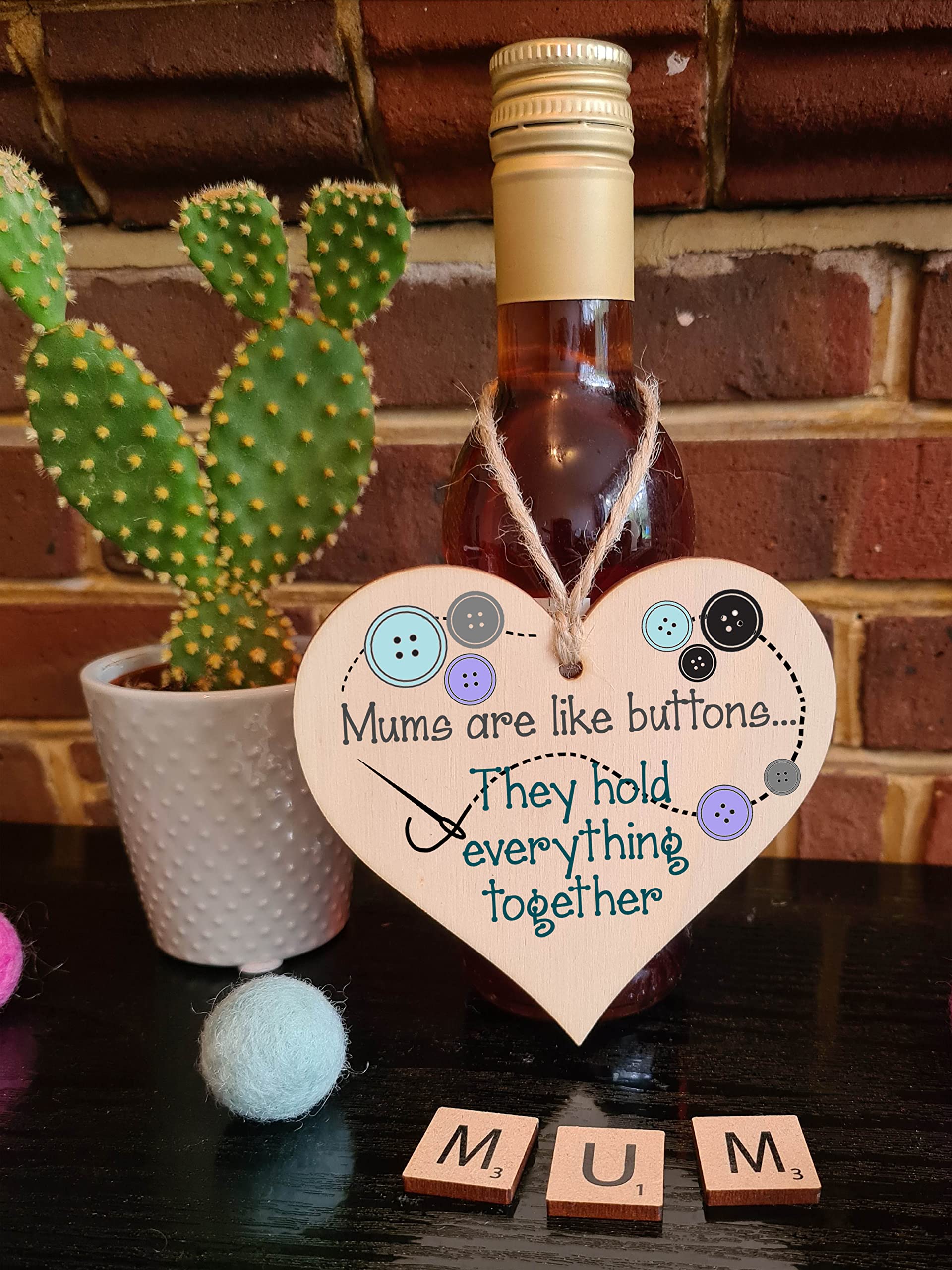 Handmade Wooden Hanging Heart Plaque Gift for Mum Thoughtful Keepsake for Craft Sewing Fan