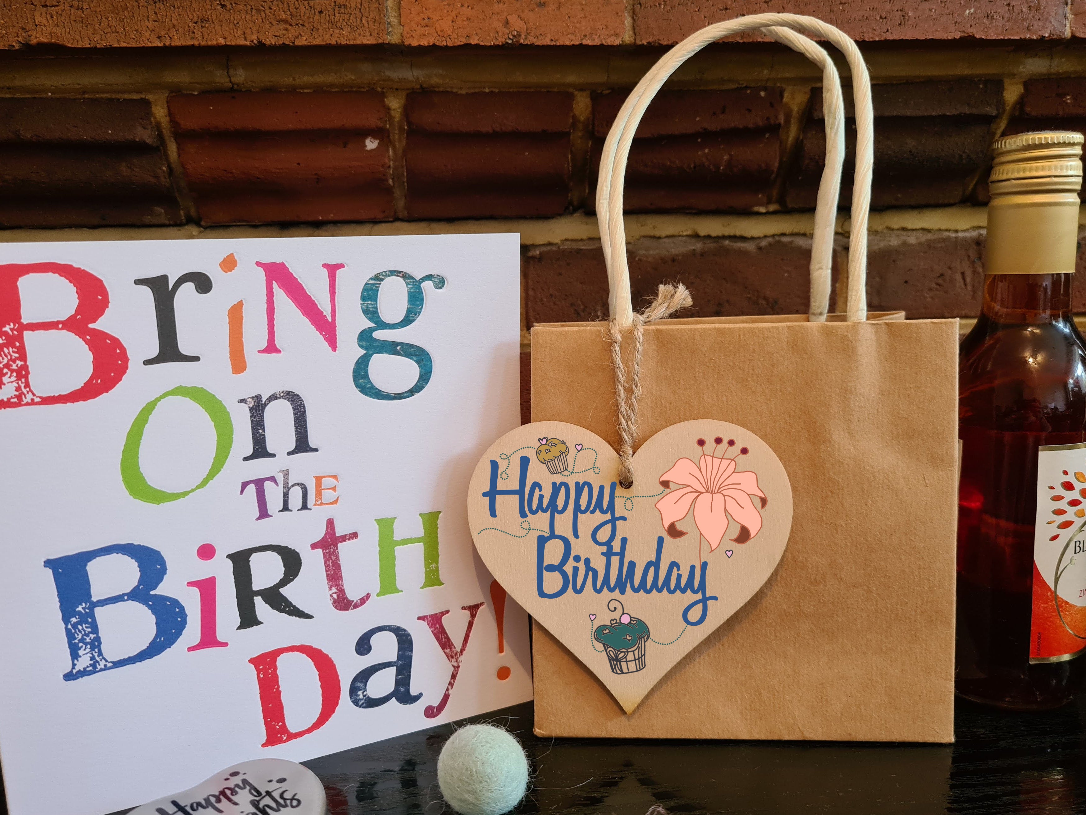 Happy Birthday Floral Rustic Style Party Hanging Heart Wooden Decoration Gift Card Alternative Women Mums
