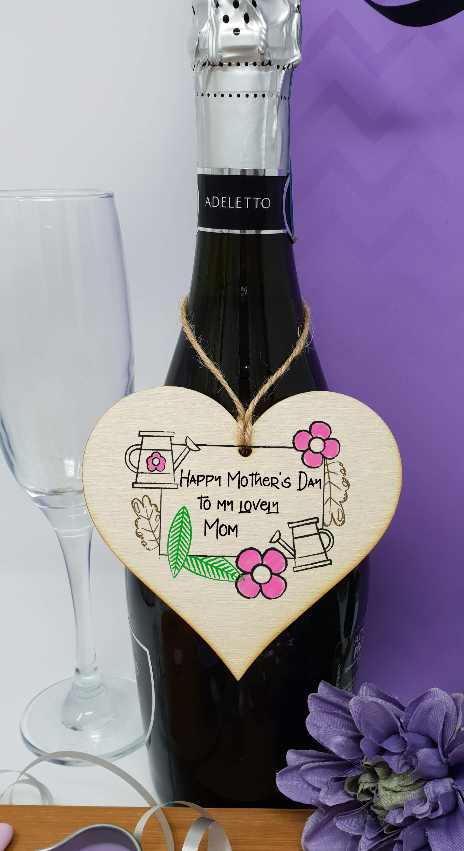 Handmade Wooden Hanging Heart Plaque Mother's Day Gift perfect for lovely Moms special keepsake card alternative from children gardening flowers wall hanger for special parent