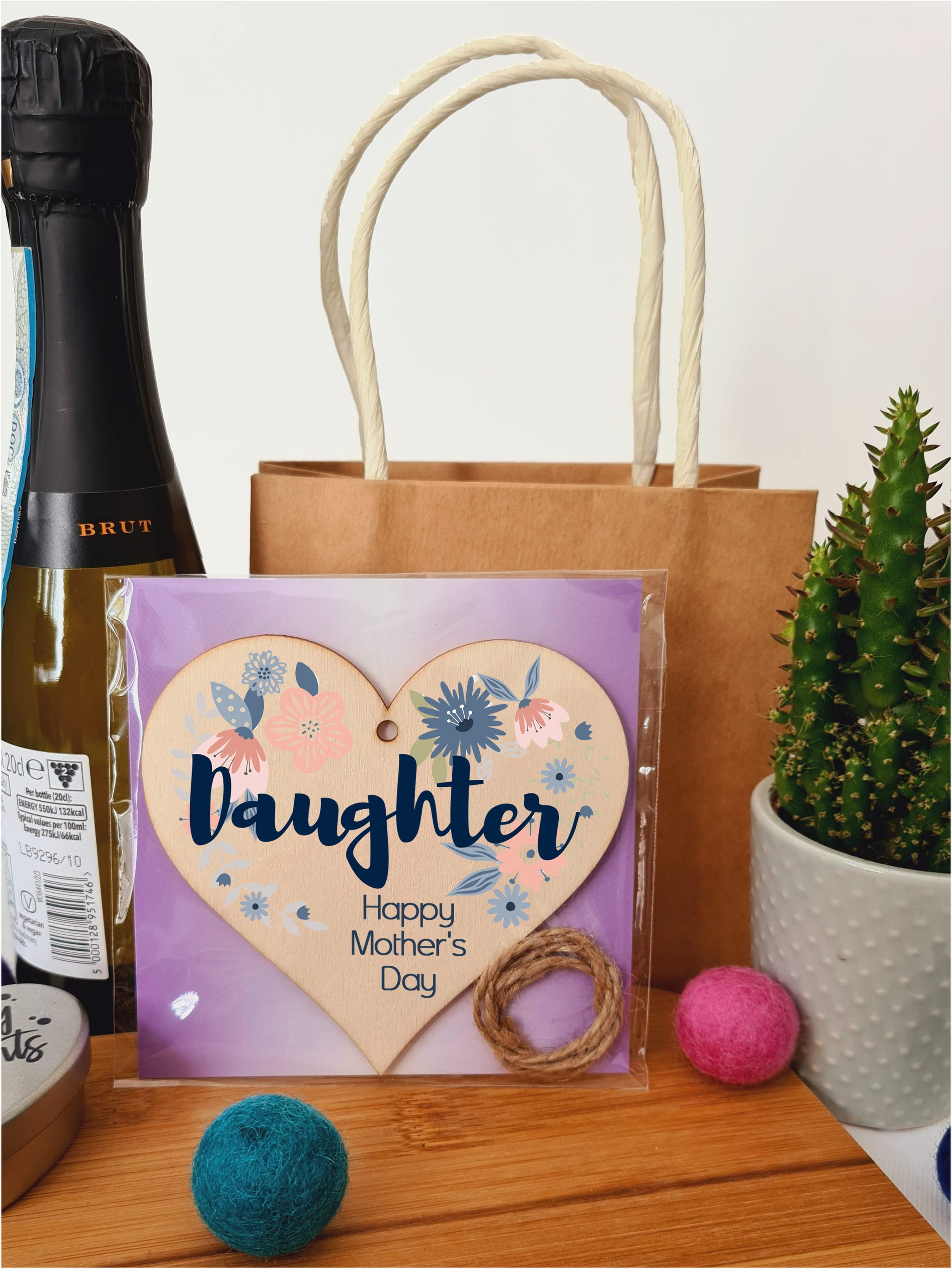 Handmade Wooden Hanging Heart Plaque Mother's Day Gift perfect for Daughter stylish floral celebration card alternative from mums beautiful thoughtful keepsake