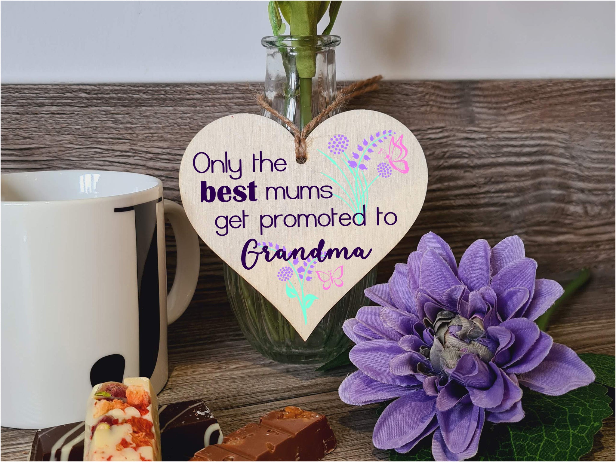 Handmade Wooden Hanging Heart Plaque Mother's Day Gift perfect for new Grandmas fun special keepsake Only the best Mums get promoted from grandchildren card alternative