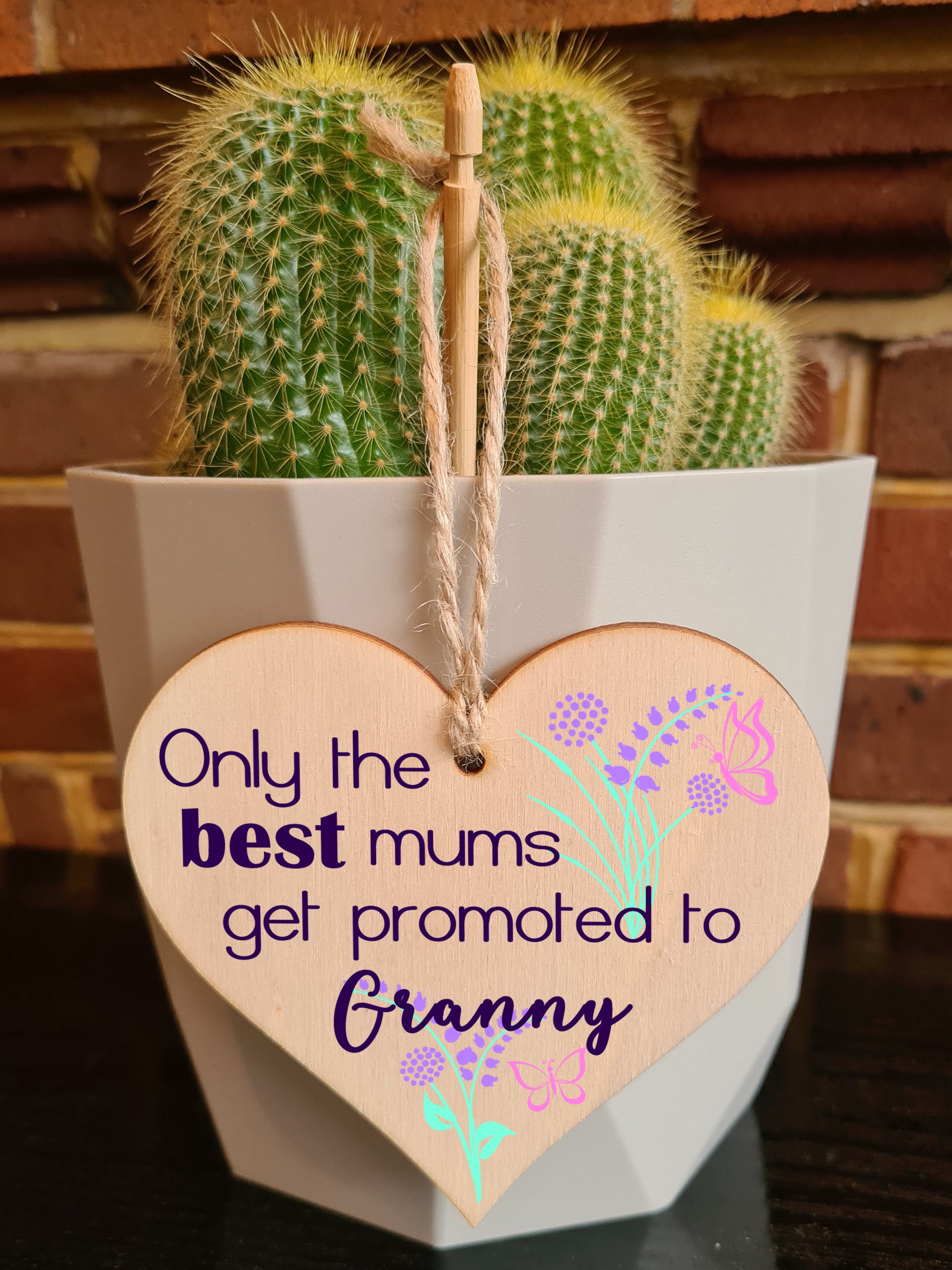 Handmade Wooden Hanging Heart Plaque Mother's Day Gift perfect for new Grannies fun special keepsake Only the best Mums get promoted from grandchildren card alternative