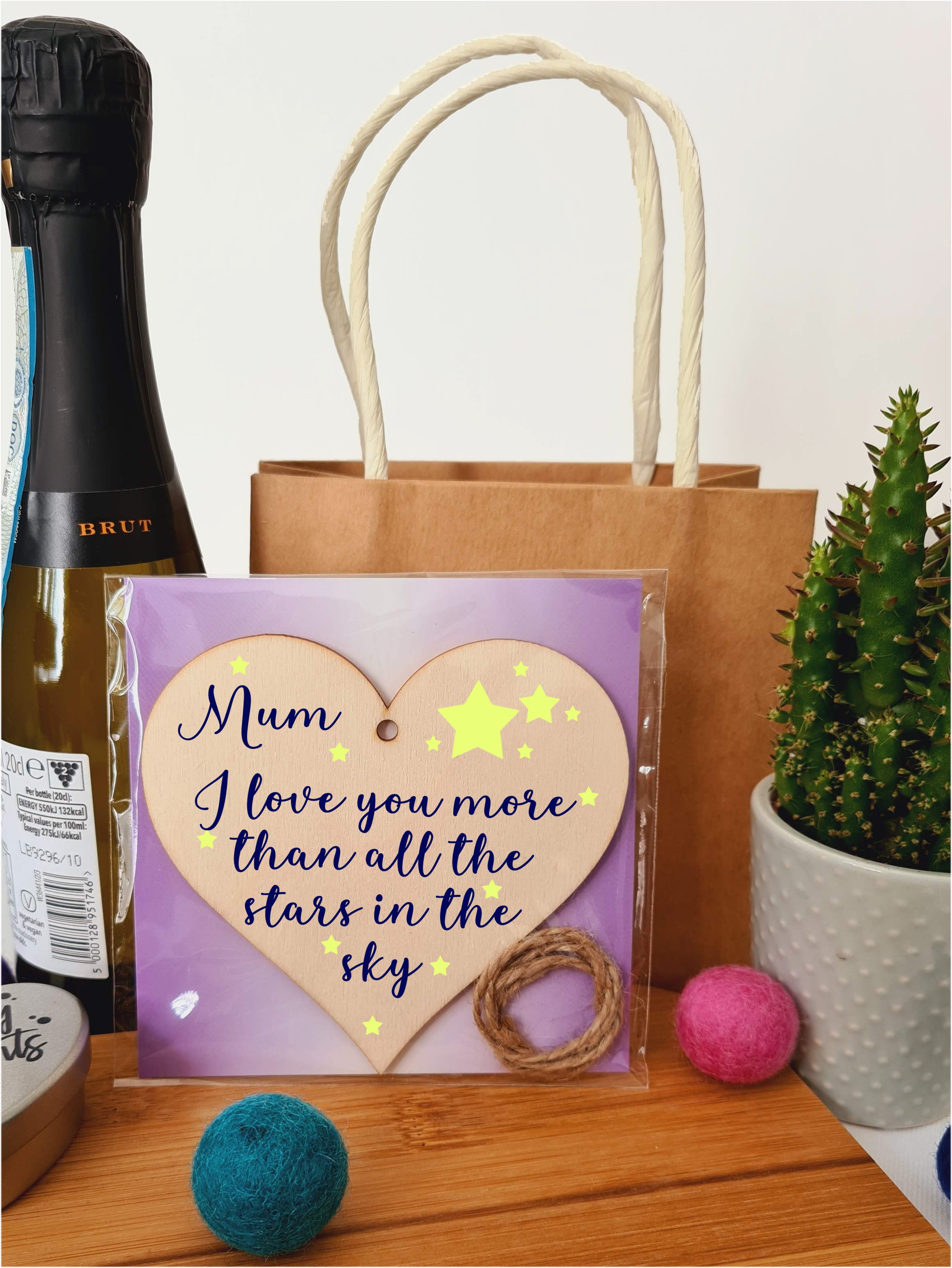 Handmade Wooden Hanging Heart Plaque for Mum loving thoughtful special keepsake