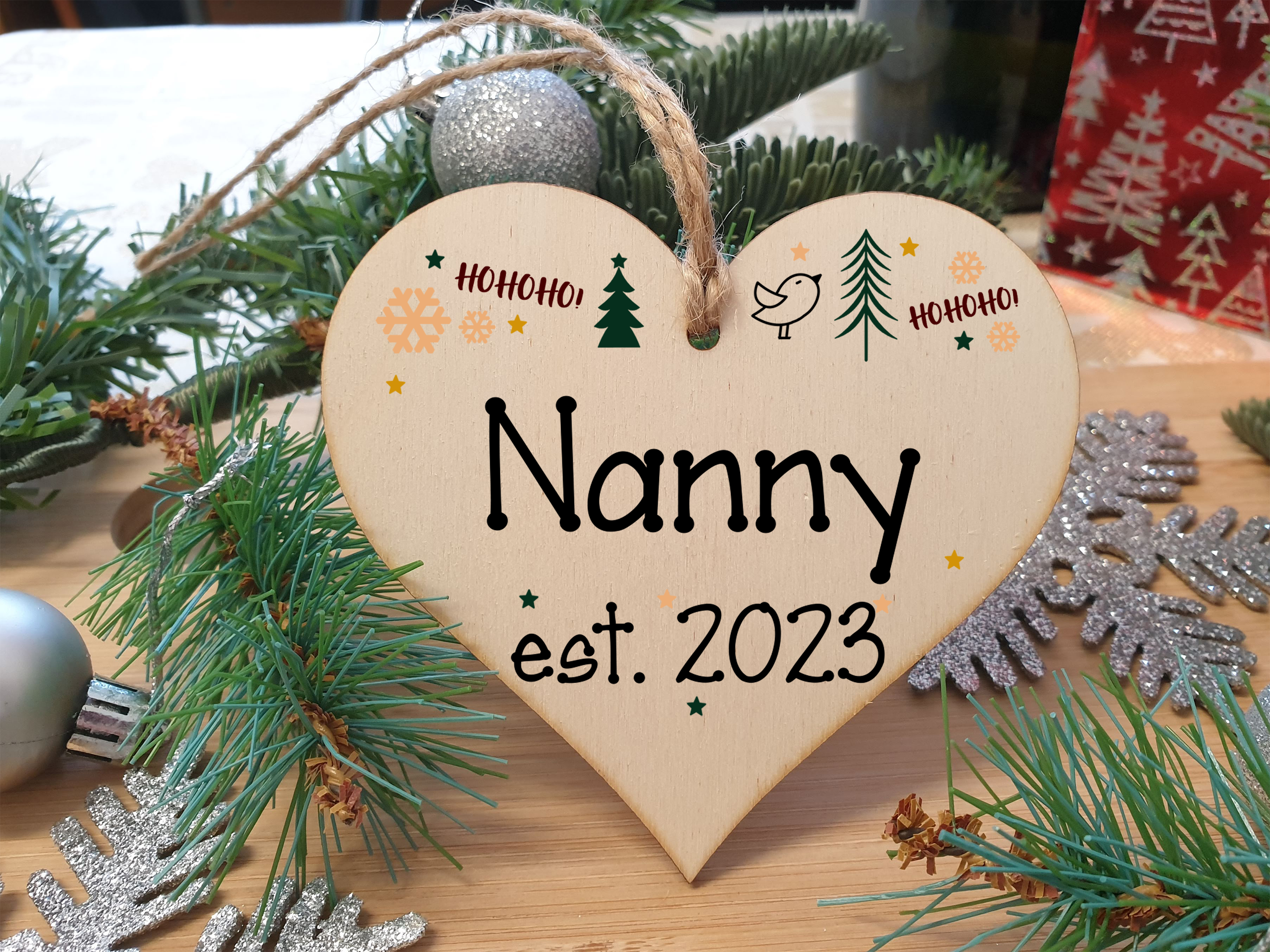 Handmade Christmas Hanging Wooden Heart Plaque Decoration Gift perfect for new nannys grandparents newborns 2022